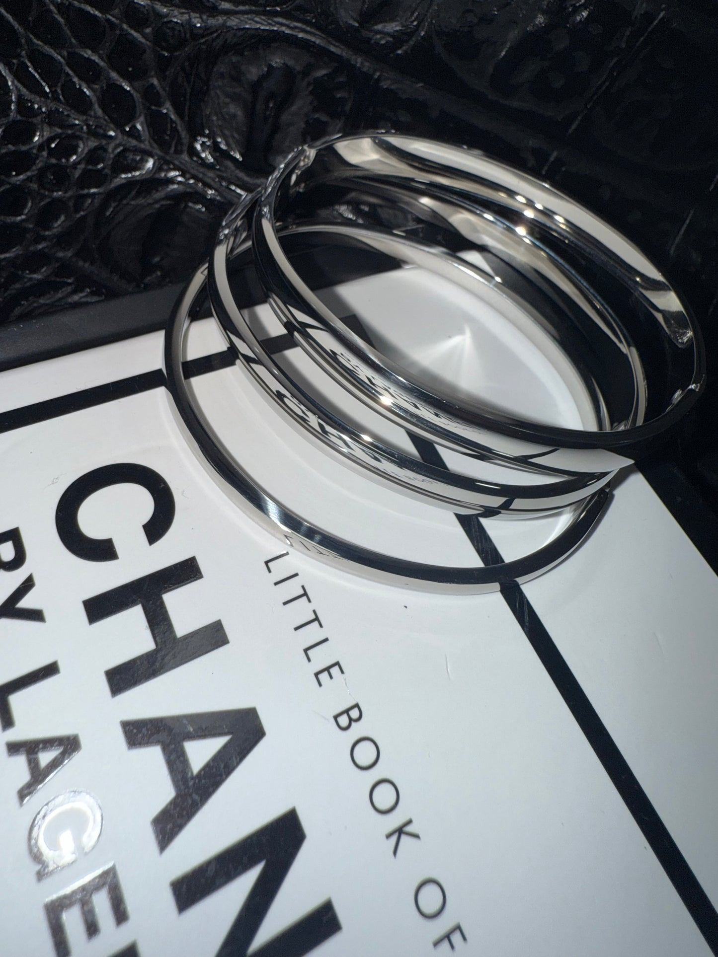 Dias Noche Bangle Set